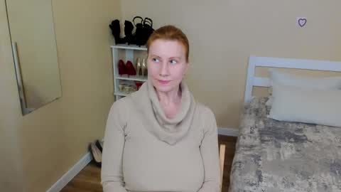 Snapshot of seductive_foxy_ chatting on March 2026 07:18:02 PM seductive_foxy_ online show from March 2026 07:18:02 PM