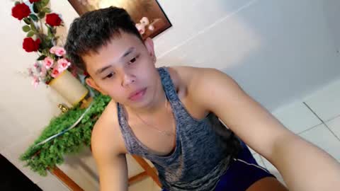 Snapshot of seductive_maxxx chatting on May 2026 04:27:02 PM Max online show from May 2026 04:27:02 PM