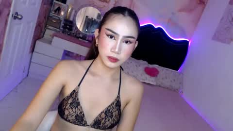 Snapshot of seductive_vana chatting on May 2026 11:23:04 PM Vanessa online show from May 2026 11:23:04 PM