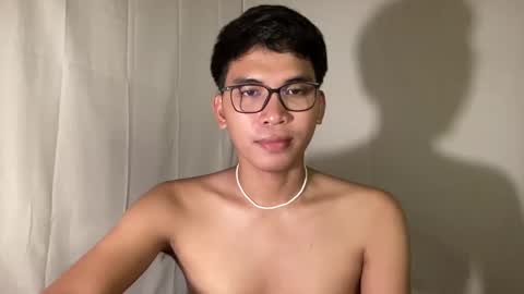 Snapshot of seductive_william chatting on December 2025 11:52:01 AM William online show from December 2025 11:52:01 AM