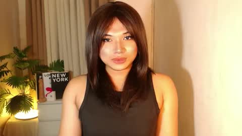 Deluxe online show from November 2025 10:33:02 PM