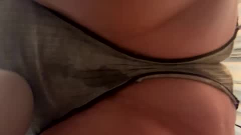 Snapshot of seductivekittydeluxe chatting on October 2025 10:59:02 AM seductivekittydeluxe online show from October 2025 10:59:02 AM