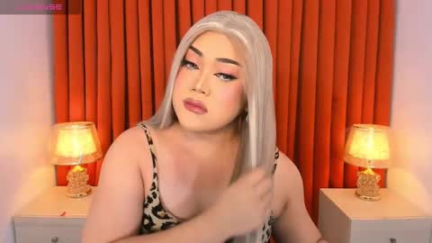 Natalie Mefford online show from February 2025 12:23:02 PM