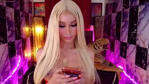 KATARINA LUST online show from April 2026 09:56:02 AM