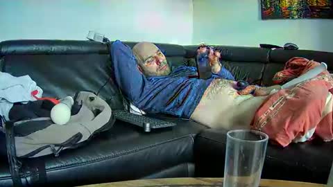 Snapshot of seeebi chatting on December 2024 11:54:02 AM Sebastian online show from December 2024 11:54:02 AM