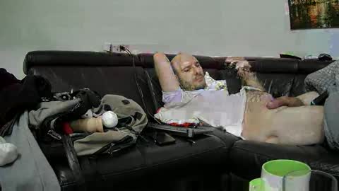 Snapshot of seeebi chatting on December 2024 05:44:01 AM Sebastian online show from December 2024 05:44:01 AM