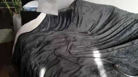 Snapshot of seeme1923 chatting on February 2025 12:08:01 PM seeme1923 online show from February 2025 12:08:01 PM