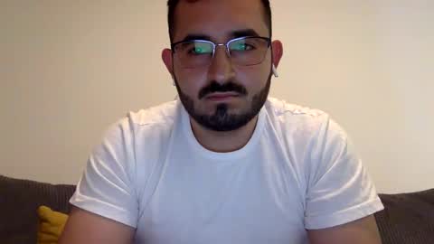Snapshot of seficha18 chatting on May 2026 04:46:02 PM seficha18 online show from May 2026 04:46:02 PM