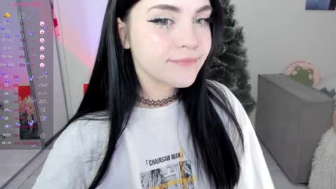 Selena  online show from December 2024 05:17:01 AM