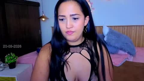 Snapshot of selena__noir chatting on May 2026 07:09:02 PM Call me S E L E N A online show from May 2026 07:09:02 PM