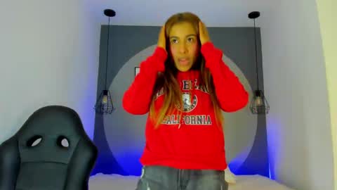 Selena online show from October 2025 11:33:02 AM