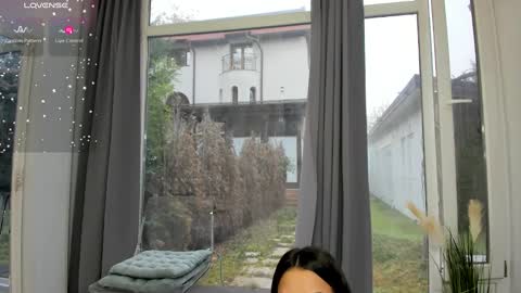 Selena online show from January 2025 10:20:02 AM