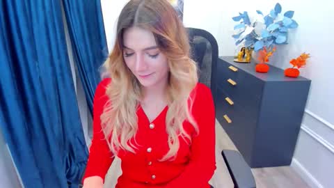 selenaemoore online show from October 2025 04:37:02 AM