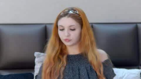 SelenaHanson online show from June 2026 12:29:02 PM