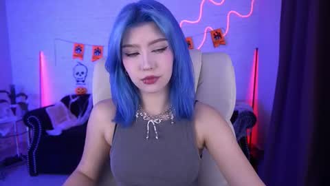 selenairis online show from October 2025 09:05:02 PM