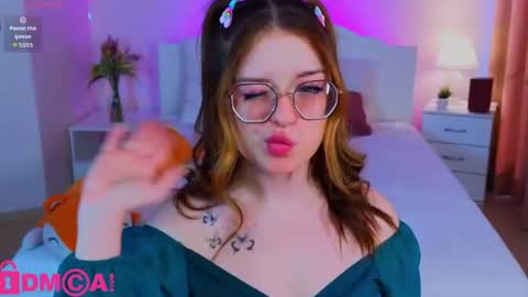 Snapshot of selenamills chatting on July 2026 02:48:02 AM selenamills online show from July 2026 02:48:02 AM