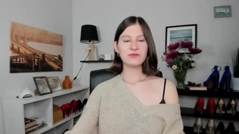 s e l e n a online show from May 2026 06:00:01 AM