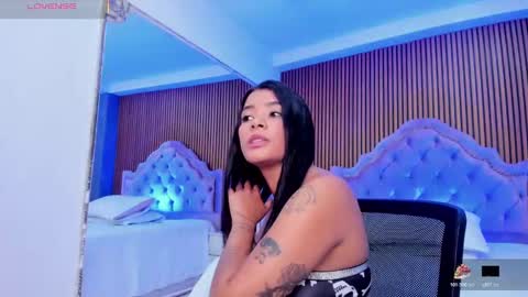 selenastonne online show from October 2025 09:55:02 PM