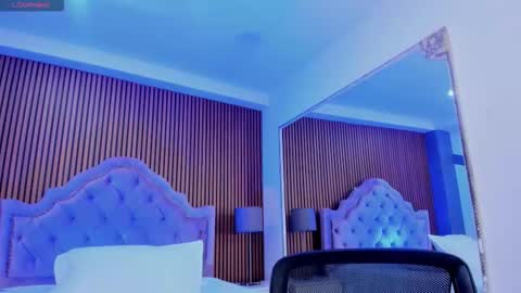 selenastonne online show from November 2025 07:49:02 PM