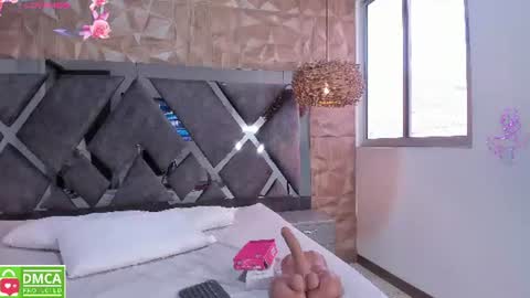 Snapshot of selene__lopez_ chatting on June 2026 07:22:02 PM selene__lopez_ online show from June 2026 07:22:02 PM