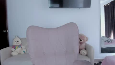 Alejandra  online show from April 2026 02:55:02 PM