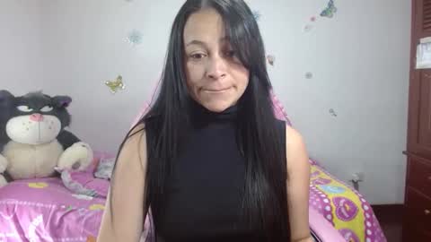 Snapshot of selene_mixx chatting on May 2026 07:55:02 PM selene_mixx online show from May 2026 07:55:02 PM