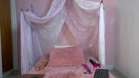 Snapshot of selene_moretti chatting on June 2026 12:07:02 PM selene online show from June 2026 12:07:02 PM
