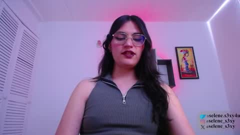 selene_s3xy online show from April 2026 06:53:02 PM