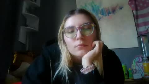 Snapshot of selenebaby chatting on January 2025 06:31:01 PM Selene online show from January 2025 06:31:01 PM