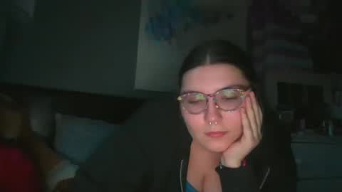 Snapshot of selenebaby chatting on September 2025 11:26:02 PM Selene online show from September 2025 11:26:02 PM