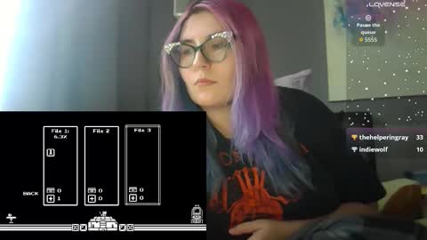 Selene online show from December 2025 05:20:01 PM