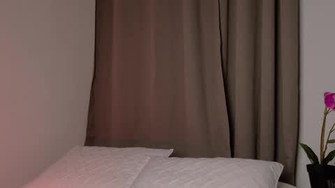 Selene Nova online show from March 2026 10:38:01 PM