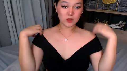 Snapshot of selenesantiago chatting on November 2025 08:35:01 AM joan online show from November 2025 08:35:01 AM