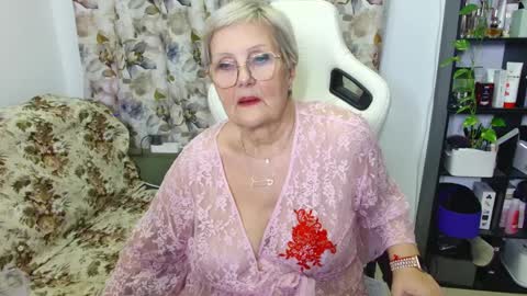 Selenna online show from February 2025 07:17:02 PM