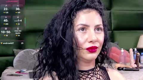 Selen online show from February 2025 09:30:02 AM