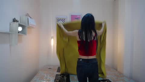 Snapshot of seleny_fitness chatting on December 2024 01:06:01 PM Mayte online show from December 2024 01:06:01 PM
