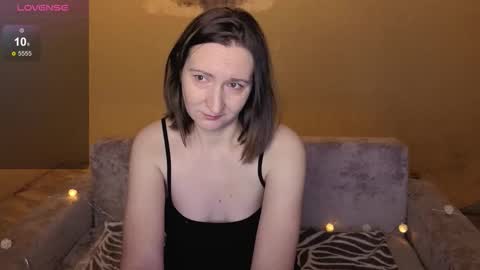 selestiasonata online show from February 2026 01:40:02 AM