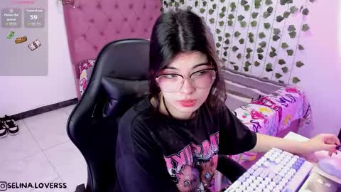 Selina online show from November 2025 02:34:01 AM