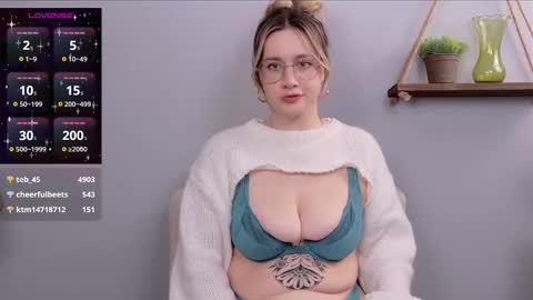 Snapshot of selina_thick chatting on January 2025 07:22:01 AM Selina Mae online show from January 2025 07:22:01 AM