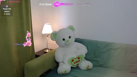 Snapshot of sellena_cute chatting on October 2025 11:33:02 AM Sellena Angel online show from October 2025 11:33:02 AM