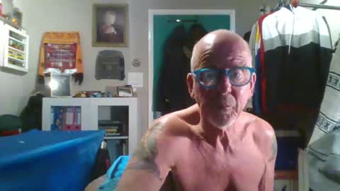 Snapshot of semajstretsa chatting on April 2026 09:24:01 PM frederick online show from April 2026 09:24:01 PM