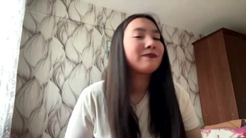 Snapshot of senaidaikemire chatting on May 2026 09:35:01 AM Alice online show from May 2026 09:35:01 AM