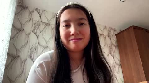 Snapshot of senaidaikemire chatting on May 2026 10:10:01 AM Alice online show from May 2026 10:10:01 AM