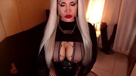 unstappable queen kate online show from January 2026 02:03:01 AM