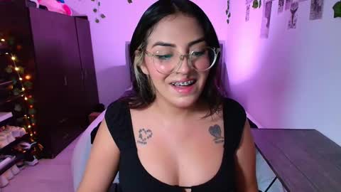 Camille and sophie online show from December 2025 12:15:01 AM