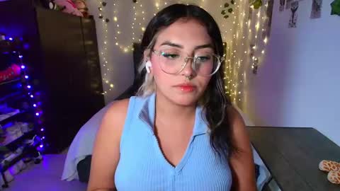 Camille and sophie online show from December 2025 11:23:01 PM