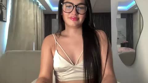 Snapshot of sensual_little_angel chatting on August 2026 01:54:02 PM Nataly online show from August 2026 01:54:02 PM
