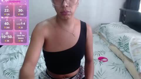 sensual_natalie online show from April 2026 04:43:02 PM