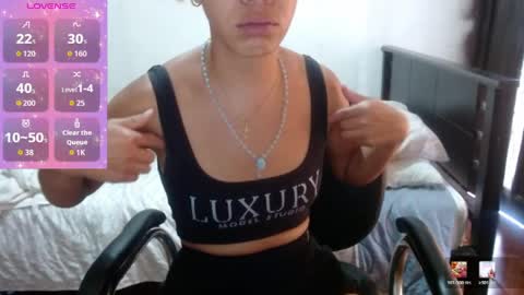 Snapshot of sensual_natalie chatting on May 2026 09:34:01 PM sensual_natalie online show from May 2026 09:34:01 PM