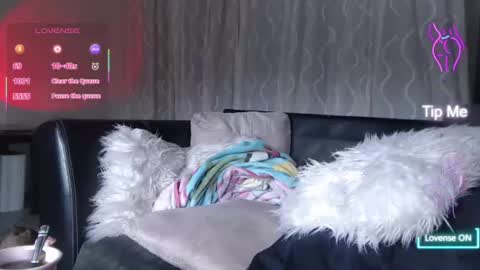 Snapshot of sensual_paradise_ chatting on June 2026 02:38:01 PM V online show from June 2026 02:38:01 PM